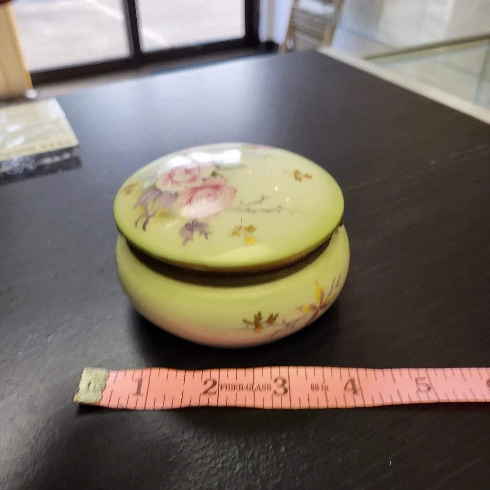 Floral ceramic jewelry box made in Japan